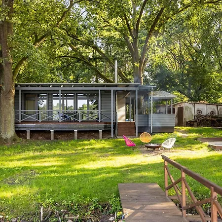 Дом отдыха Cozy Wooden House By The